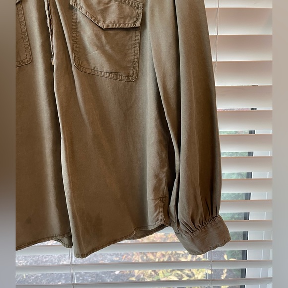 Green Abercrombie Button Up Blouse - Picture 3 of 7